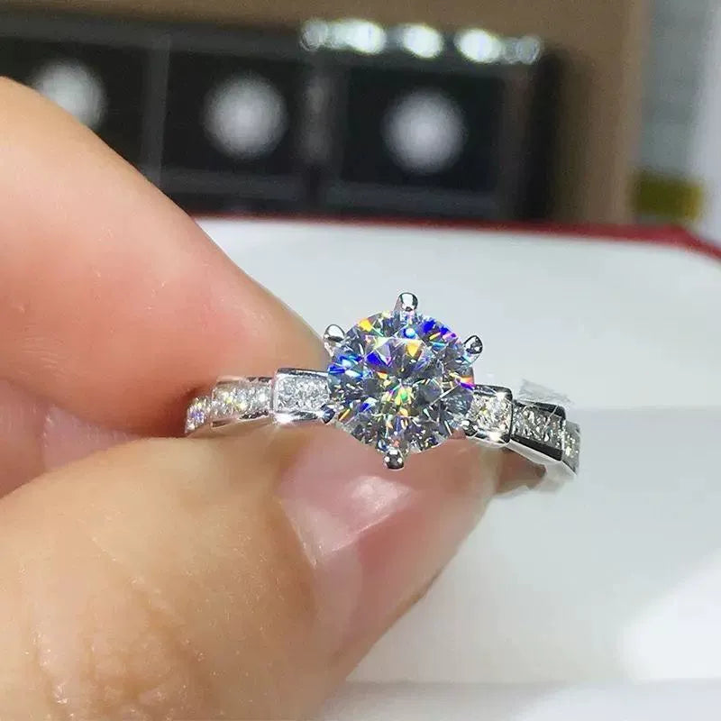 1 Karat Artificial Diamond, Pure Color Moissanite - Numba1Diva
