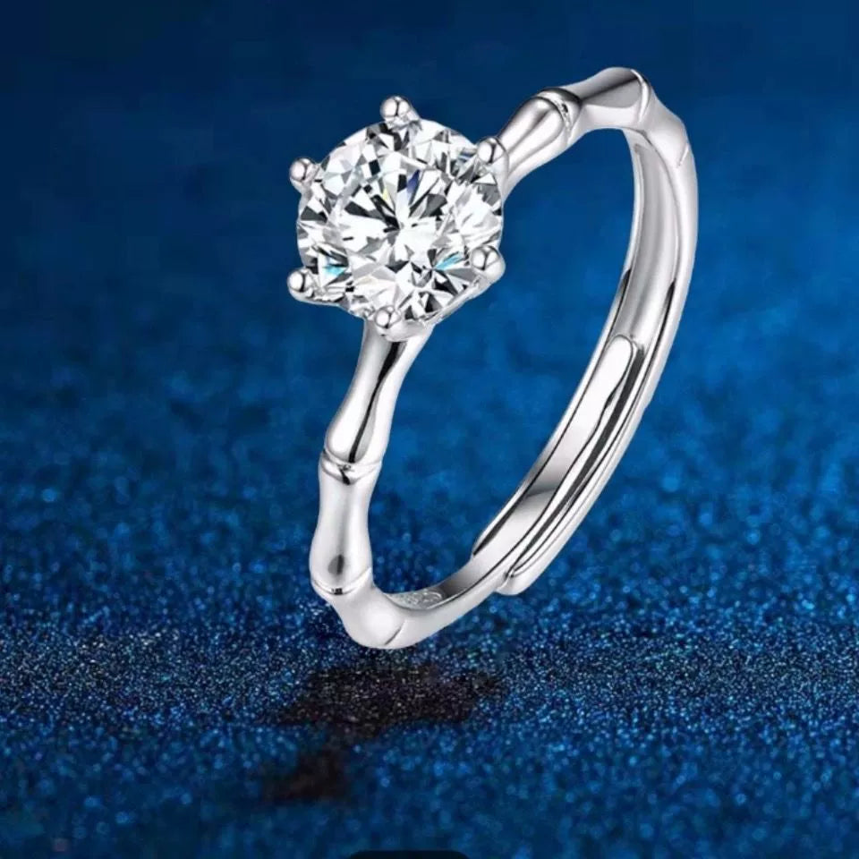 1 Karat Artificial Diamond, Pure Color Moissanite - Numba1Diva