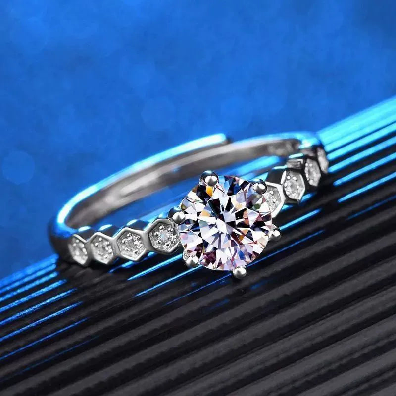 1 Karat Artificial Diamond, Pure Color Moissanite - Numba1Diva